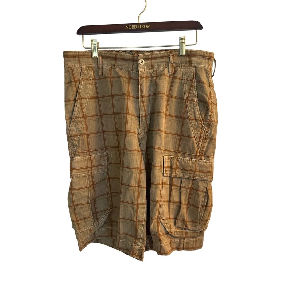 Tommy Bahama Shorts Men's 34 Brown Plaid‎  Relaxed Bermuda Cargo